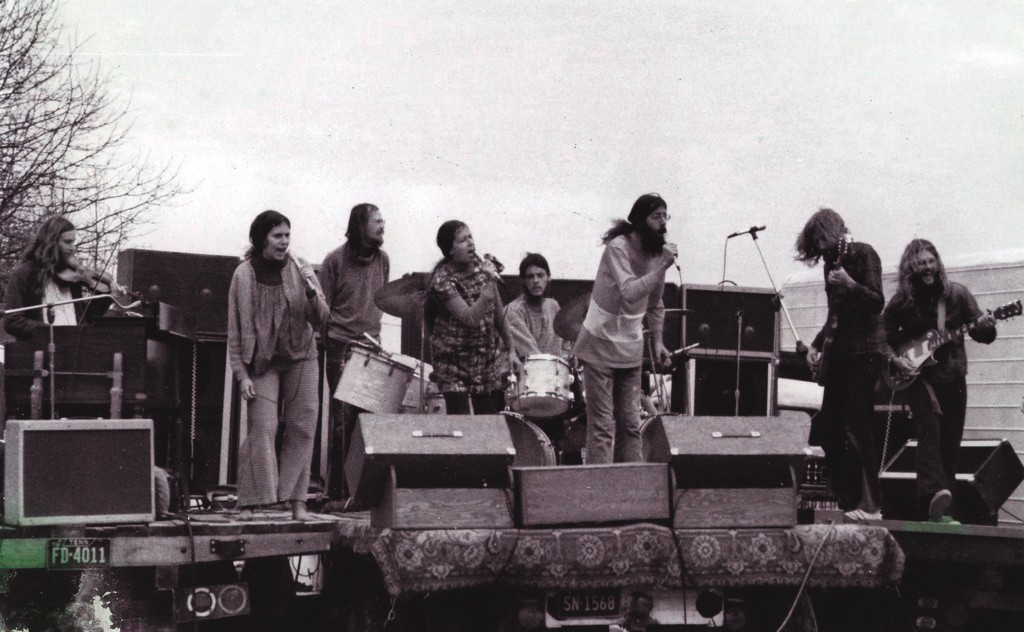 David Chalmers, Kay Marie Jacobson, Linda Lou Hershfield, Phil Schweitzer, Stephen Gaskin, Thomas Dotzler, Walter Rabideau, 1974, The Farm, Music