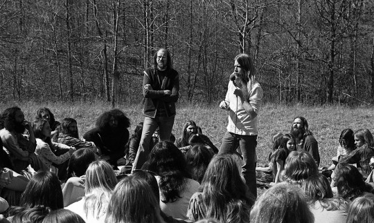 Peter Schweitzer, Stephen Gaskin, 1976, The Farm, Disaster Relief